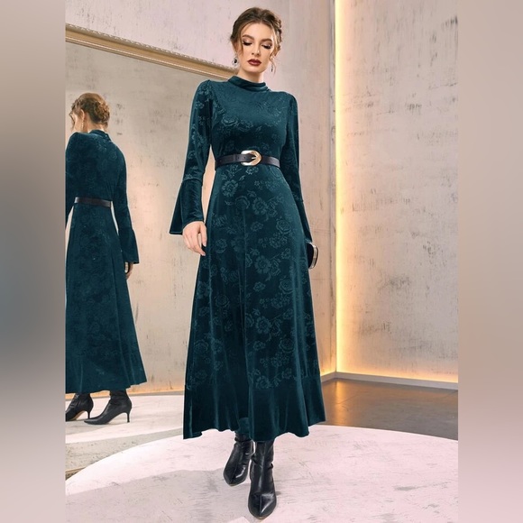 Velvet Mock-Neck Flounce Sleeve Dress in Turquoise - Picture 3 of 3